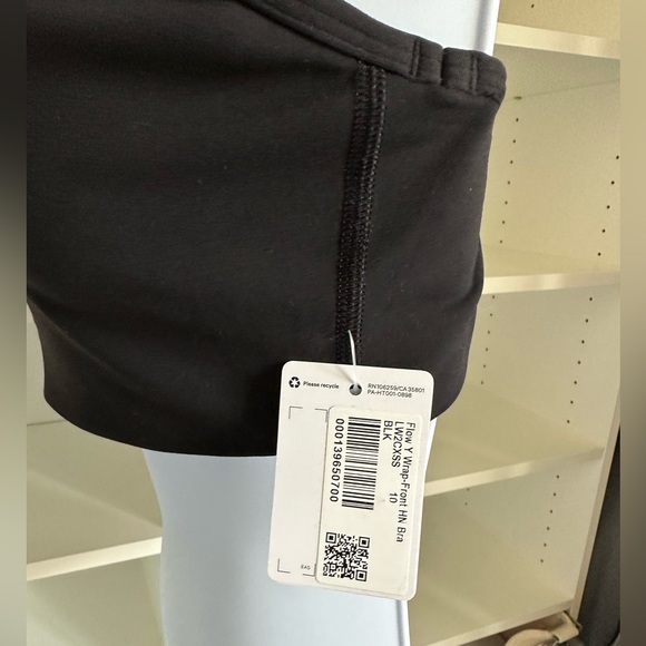 Lululemon Flow Y Wrap-Front High-Neck Bra
Light Support, B/C Cup - Picture 7 of 8